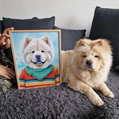 Portret personalizat al unui animal de companie, evidențiind trăsăturile unice și personalitatea acestuia.